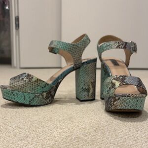 Topshop Green Snakeskin Platform Sandals